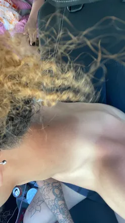 OnlyFans account  youngtropical header 2