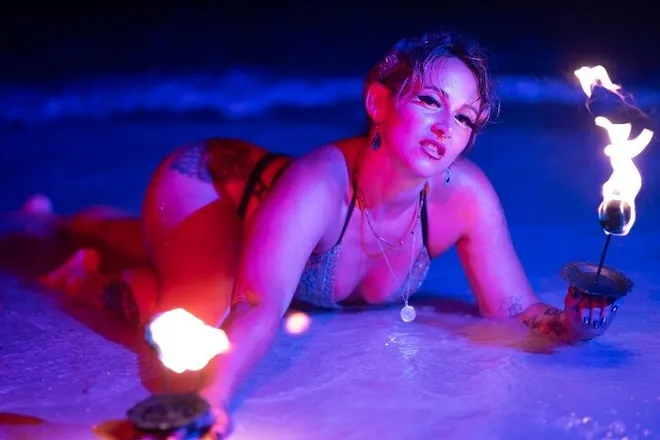 OnlyFans cuenta arielhazefree header 2