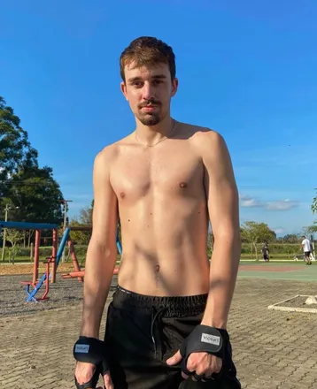 OnlyFans account  felipearetz header 2
