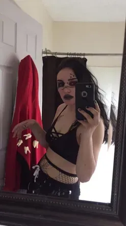 OnlyFans cuenta lizzy_bee_ avatar 1
