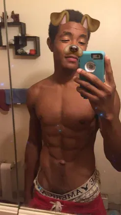 OnlyFans cuenta youwillcallmedaddy header 2