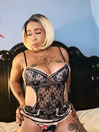 OnlyFans cuenta yolandaonlyfans header 2