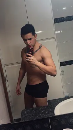 OnlyFans account  martintwosex avatar 1