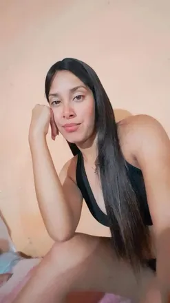 OnlyFans cuenta flor_latinaa header 2