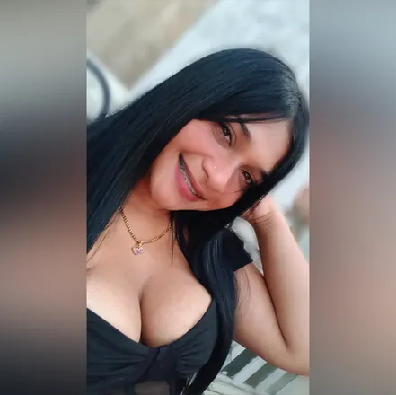 OnlyFans cuenta mile2708 header 2