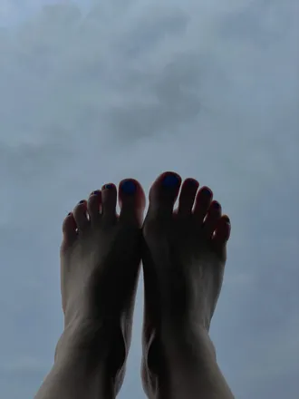 OnlyFans cuenta fantasticfeet25 header 2