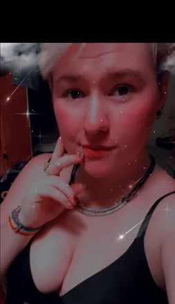 OnlyFans cuenta naughty_faucet avatar 1