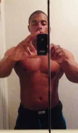 OnlyFans cuenta urroyalhighness1 header 2