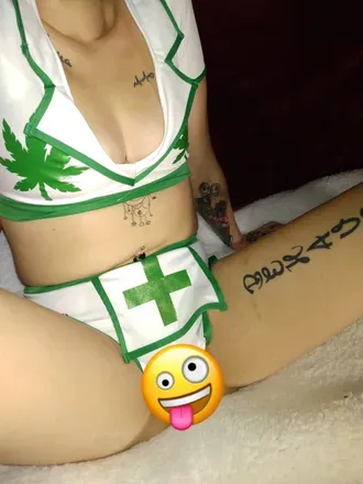 OnlyFans cuenta tattedlady420 avatar 1