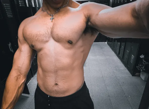 OnlyFans cuenta uncuttothegut header 2