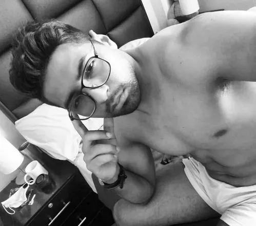 OnlyFans cuenta yepezm avatar 1