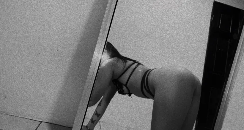 OnlyFans cuenta zaritespinosa header 2