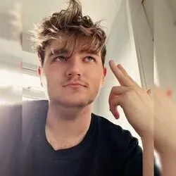 OnlyFans account  dylanbrit avatar 1