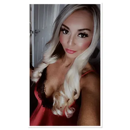 OnlyFans cuenta u186157315shelly header 2