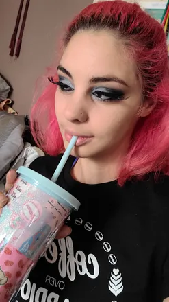 OnlyFans cuenta luscioulizzie header 2
