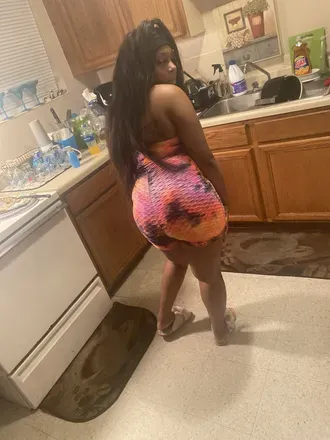 OnlyFans cuenta thicktotheboneasia header 2