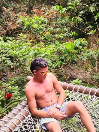 OnlyFans cuenta charlesleclerc22 header 2