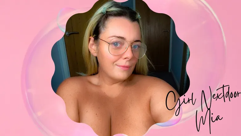 OnlyFans cuenta girlnexdoormia header 2