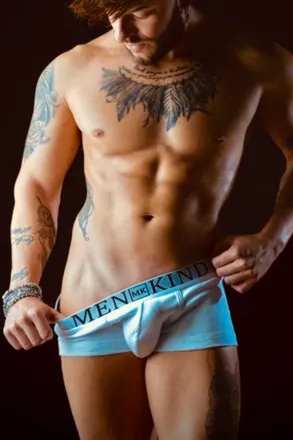 OnlyFans account  alessiopalermoxxx header 2
