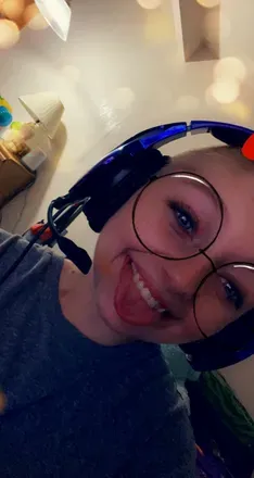 OnlyFans account  babygirluv2320 avatar 1