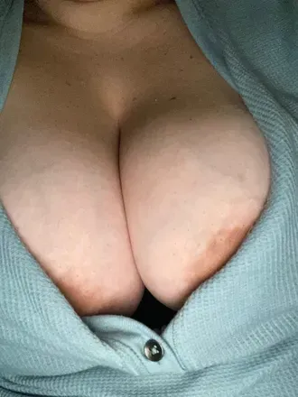 OnlyFans account  mythical-woman avatar 1