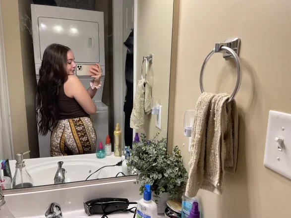 OnlyFans account  lindzeyho header 2