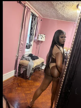 OnlyFans cuenta lookingforsani header 2
