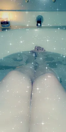 OnlyFans account  ash-mo header 1