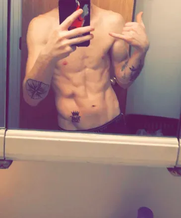 OnlyFans account  luvrboy97 avatar 1