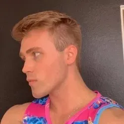OnlyFans cuenta timidtwunk avatar 1