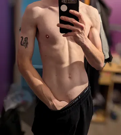 OnlyFans de thehungbassist