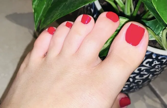 OnlyFans cuenta perfect-toes header 2