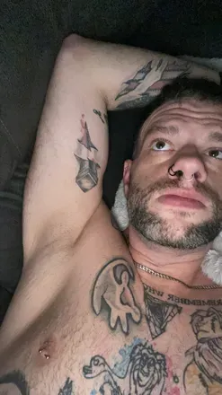 OnlyFans cuenta kyguy_1983 avatar 1