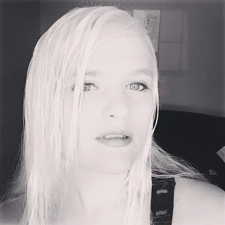 OnlyFans cuenta blondeselene header 2