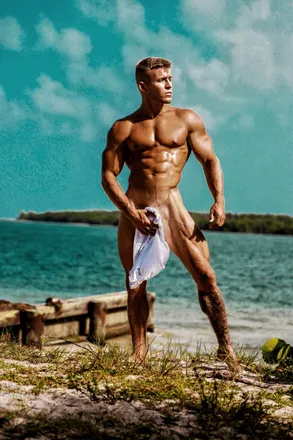 OnlyFans cuenta u69983702 header 2