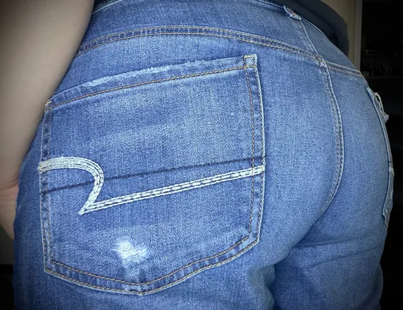 OnlyFans cuenta throwthatassnonymous23 header 2