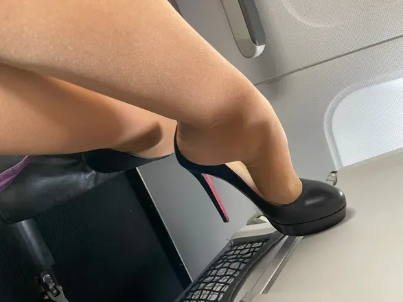 OnlyFans cuenta kweentomato header 2