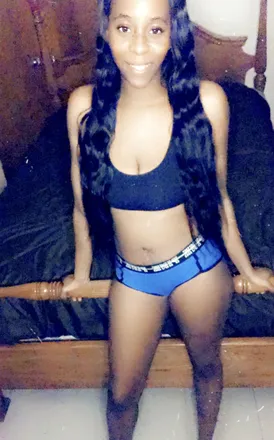 OnlyFans cuenta pretty_slimchocolate header 2