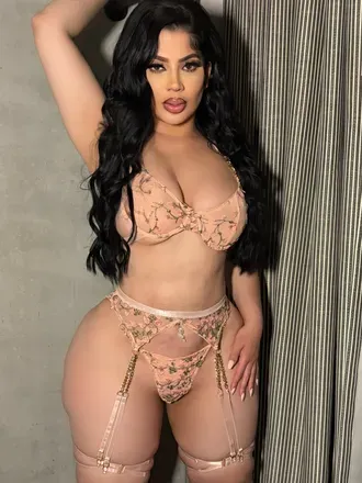 OnlyFans account  pakinadiaali avatar 1