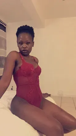 OnlyFans account  thatgirlshaz avatar 1