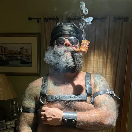 OnlyFans cuenta smokielthrbear avatar 1