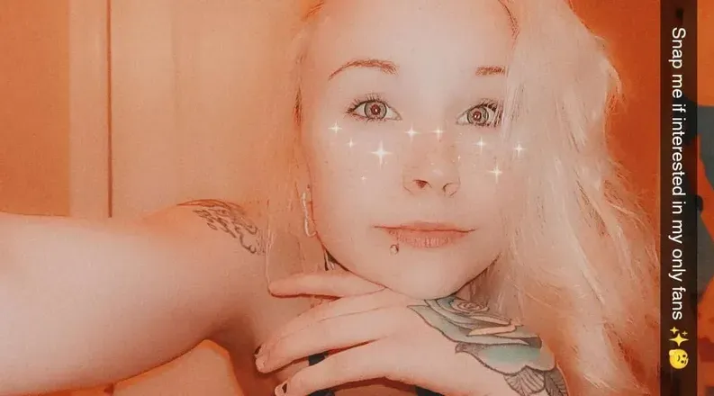 OnlyFans cuenta princessooshypeachbitch avatar 1