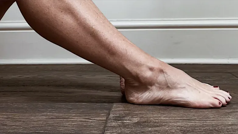 OnlyFans cuenta smallfeetbabes header 2