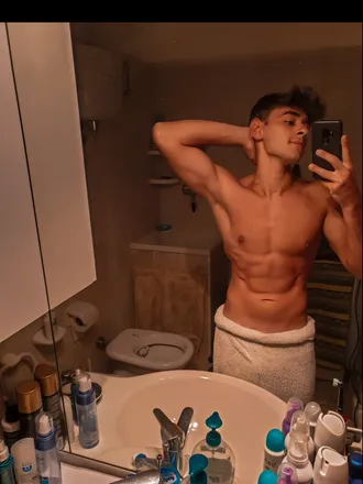 OnlyFans account  iamgue header 2