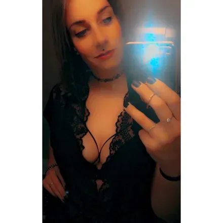 OnlyFans cuenta christelewrmll avatar 1