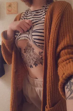 OnlyFans account  babyghoulbettie header 2