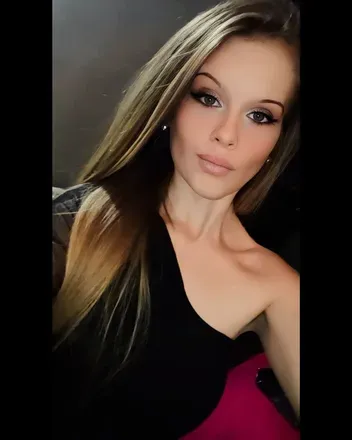 OnlyFans cuenta itsmiarosexo avatar 1