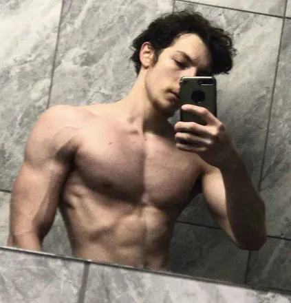 OnlyFans cuenta berzerkersecret avatar 1