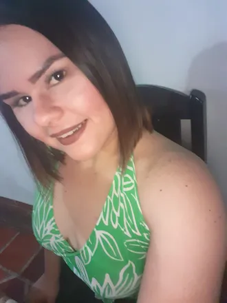 OnlyFans cuenta cherryisabel_curve header 2