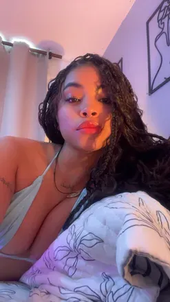 OnlyFans cuenta emma008 avatar 1